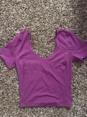 Lululemon Women’s V-Neck Short Sleeve Top in Magenta
